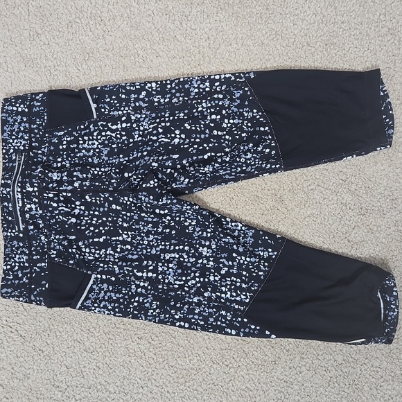 Athleta Black and White Leggings Size Small - Picture 8 of 11